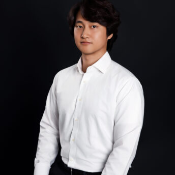 이주빈